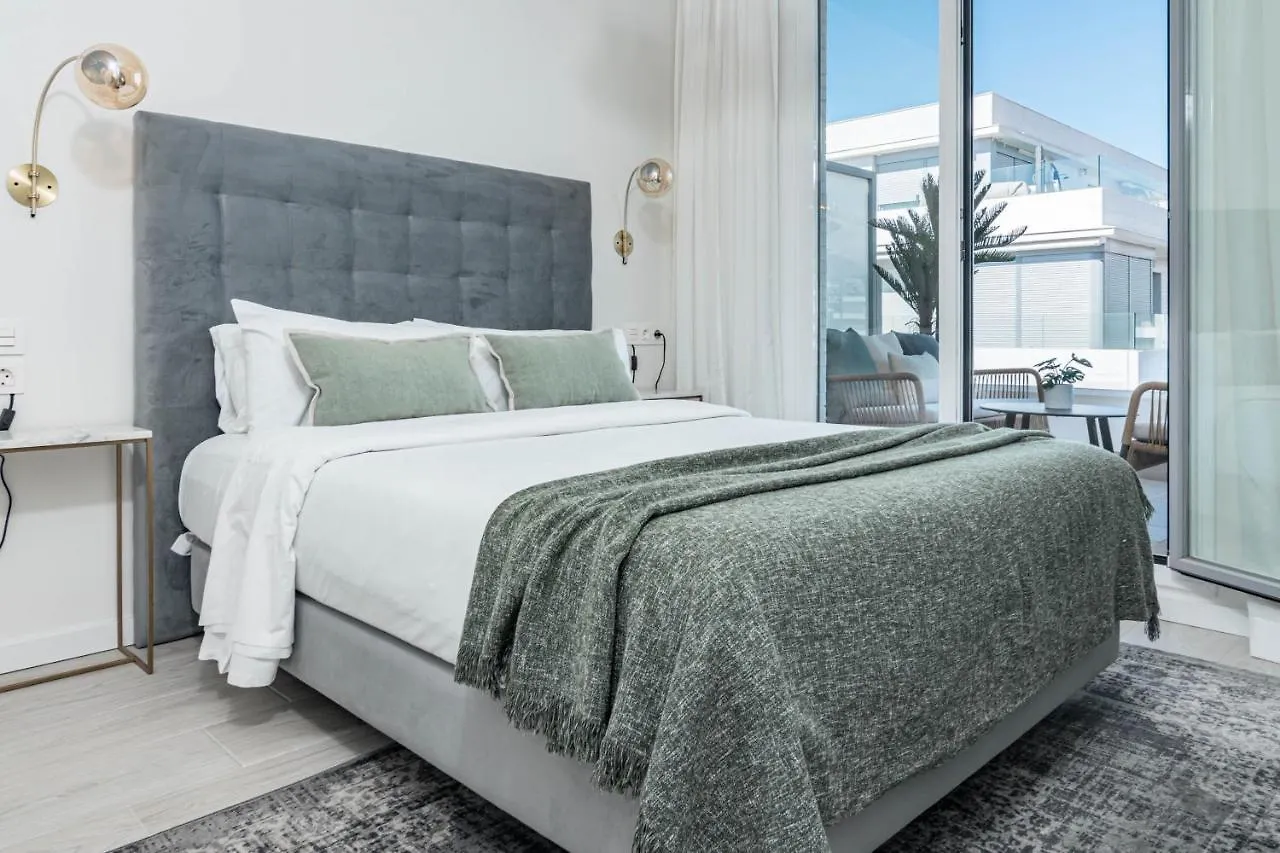 Apartment Jg35A- Perfect Holiday Home In Good Location Marbella Spain